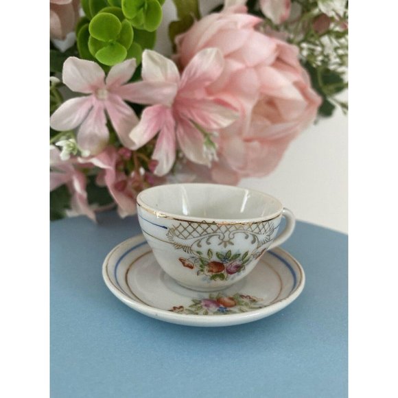 Miniature Tea Cup and Saucer Pico Occupied Japan - Picture 5 of 12